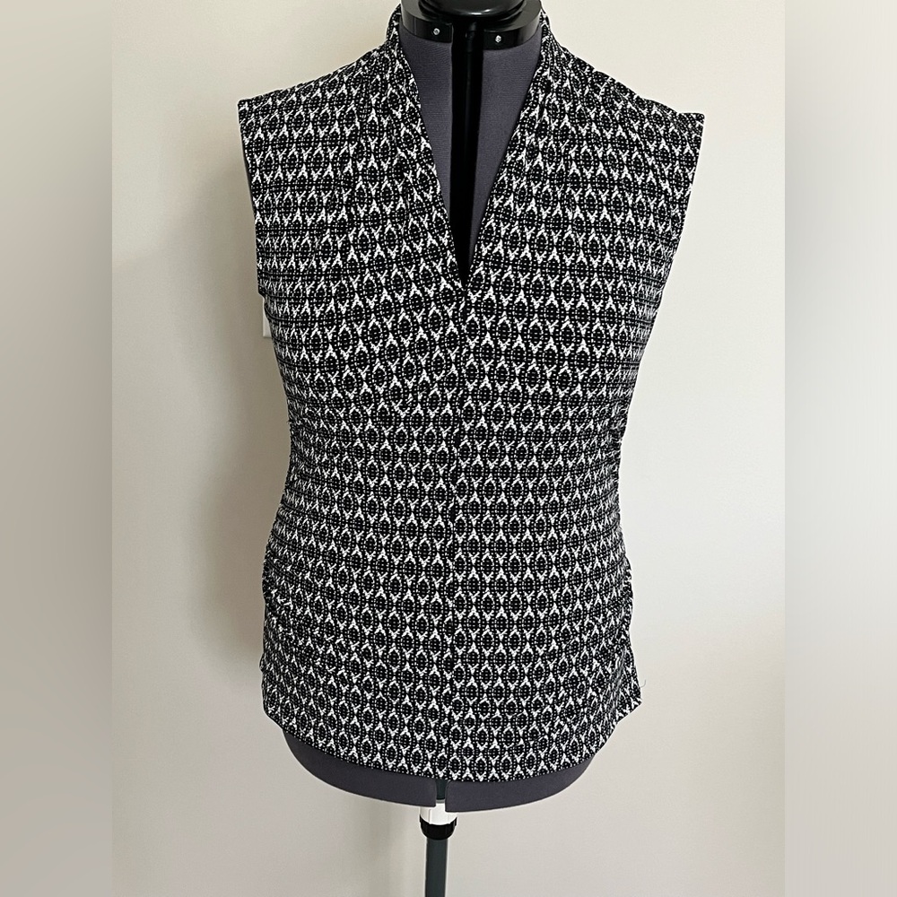 Vince Camuto sleeveless stretch top - XL